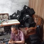 Dikenal sebagai salah satu konveksi terbaik di Jakarta, Kabul Konveksi Tas menawarkan layanan yang berkualitas tinggi dan dapat diandalkan dalam pembuatan berbagai jenis tas.